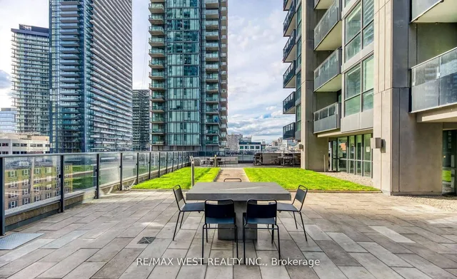 Additional property image - 295 Adelaide St Unit 802