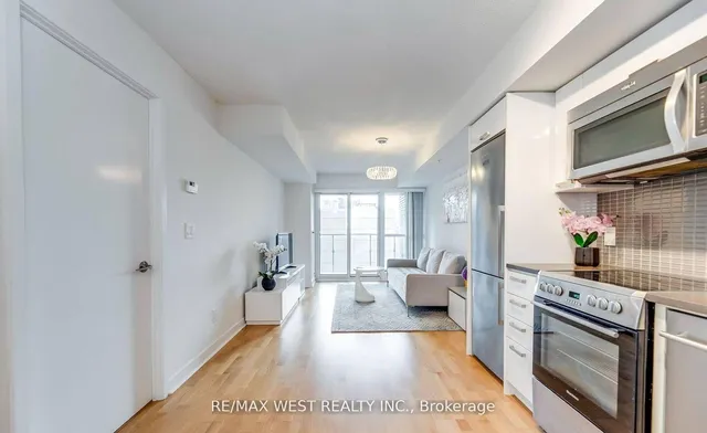 Additional property image - 295 Adelaide St Unit 802