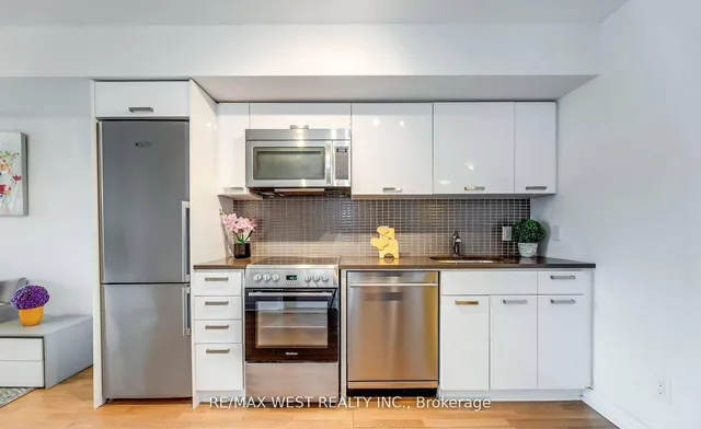 Additional property image - 295 Adelaide St Unit 802