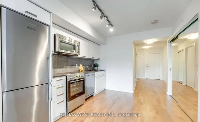 Additional property image - 295 Adelaide St Unit 802