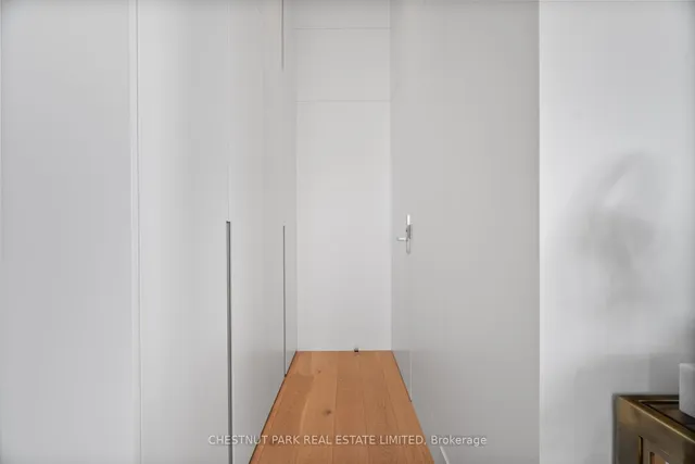 Additional property image - 1 Bloor St Unit 7501