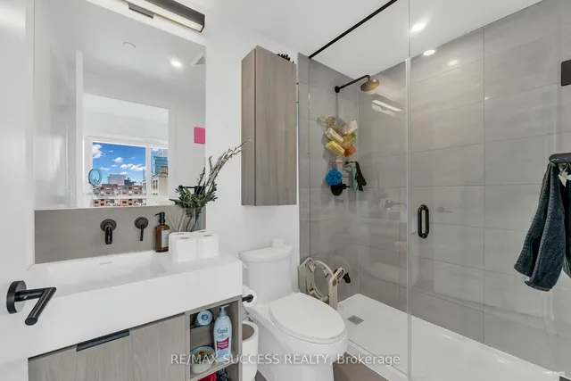 Additional property image - 108 Peter St Unit 727