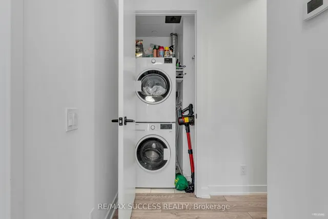Additional property image - 108 Peter St Unit 727