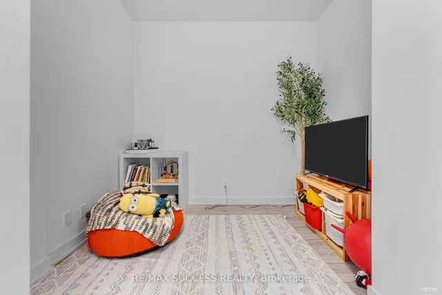 Additional property image - 108 Peter St Unit 727