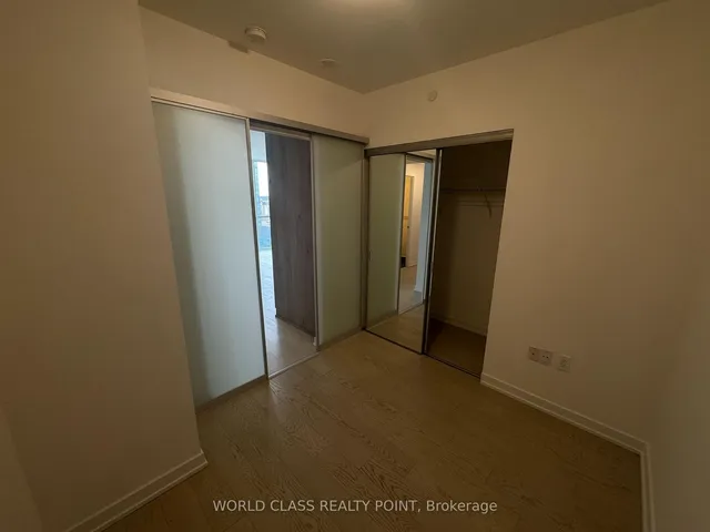 Additional property image - 1 Yorkville Ave Unit 1505