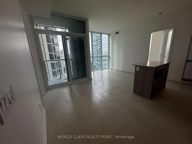 Additional property image - 1 Yorkville Ave Unit 1505