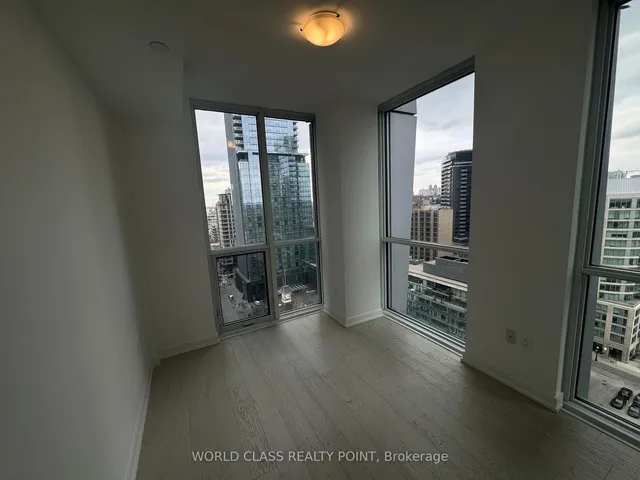 Additional property image - 1 Yorkville Ave Unit 1505