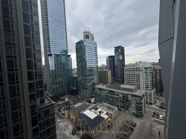 Additional property image - 1 Yorkville Ave Unit 1505