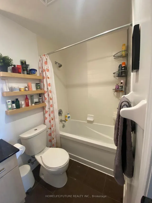 Additional property image - 2756 Old Leslie St Unit 310