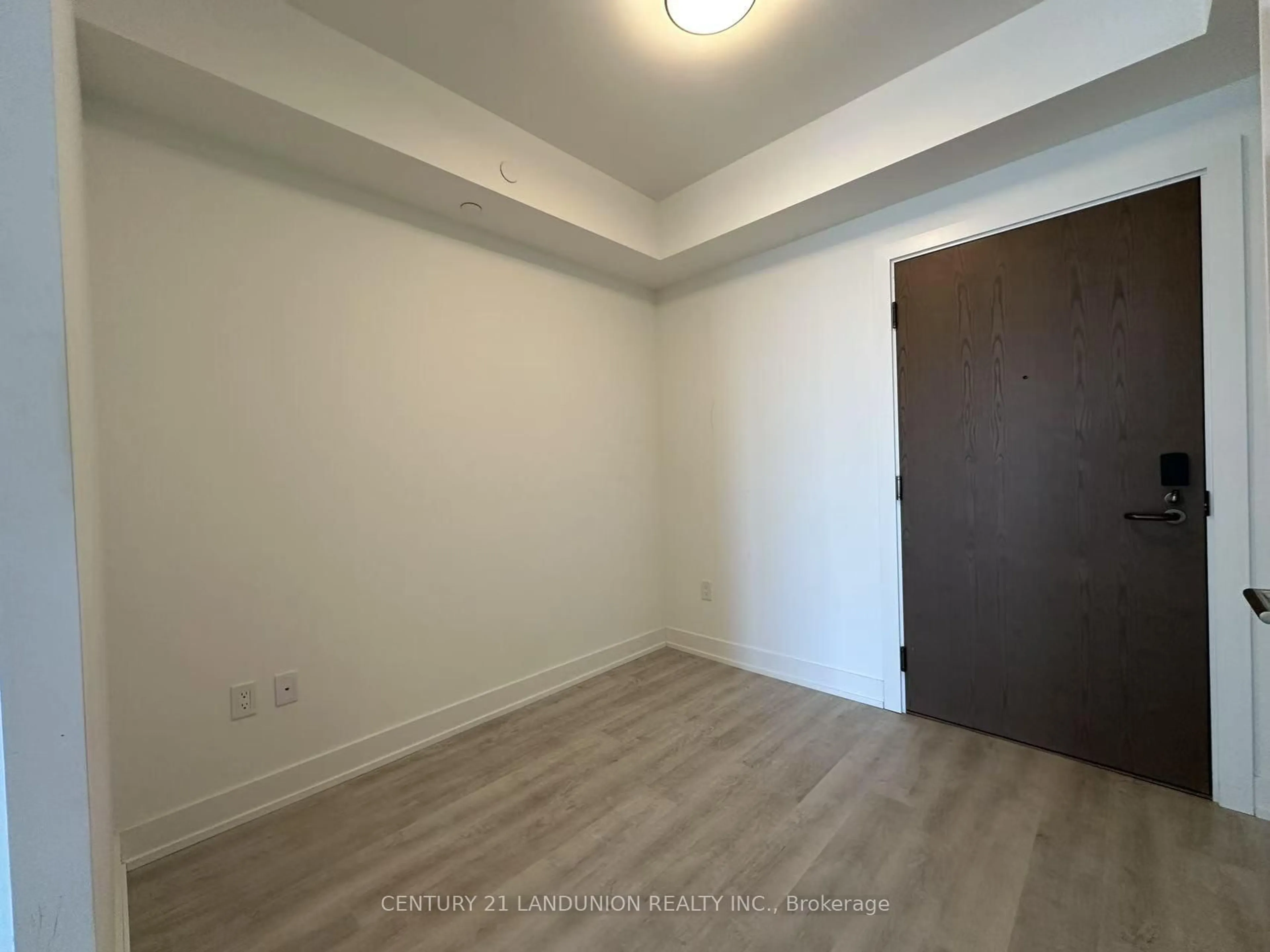 A pic of a room for 30 Inn On The Park Dr #2911, Toronto Ontario M3C 0P7