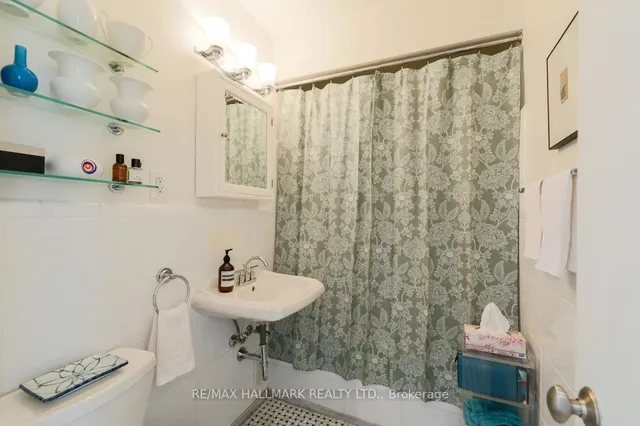 Additional property image - 30 Elm Ave Unit 212