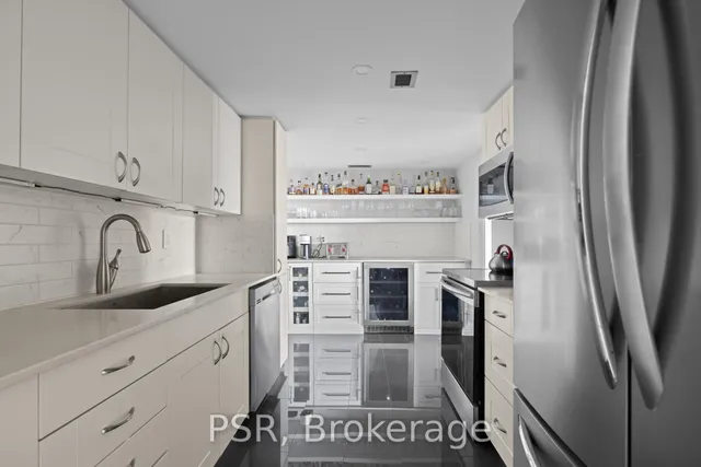 Additional property image - 30 Wellington St Unit 1103