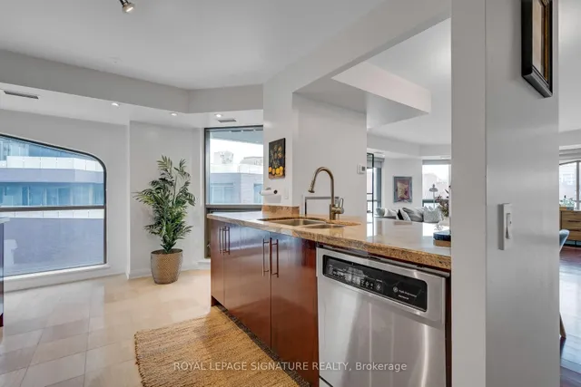 Additional property image - 3 McAlpine St Unit 411