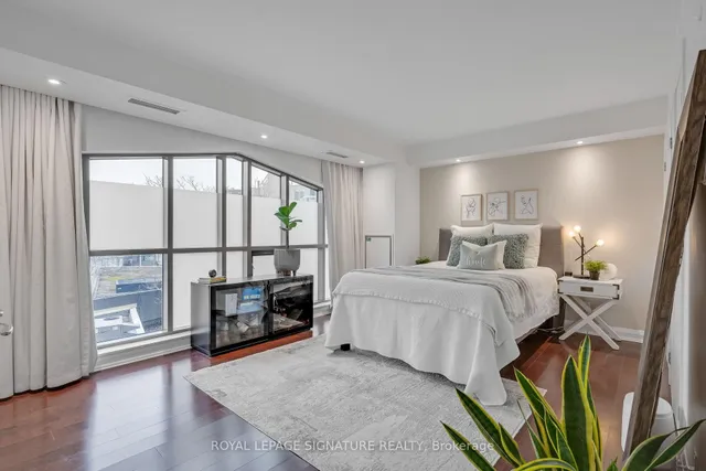 Additional property image - 3 McAlpine St Unit 411
