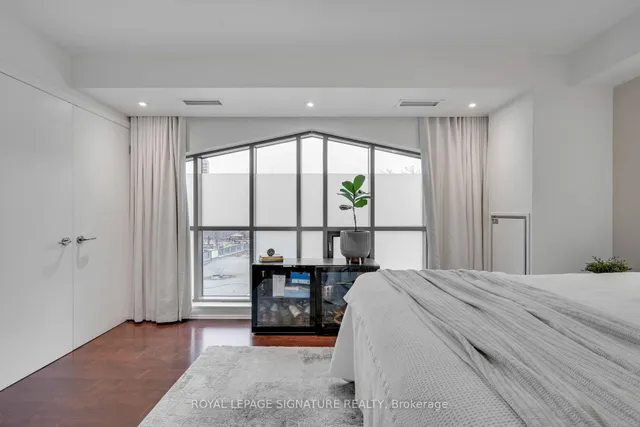 Additional property image - 3 McAlpine St Unit 411
