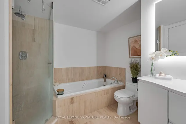 Additional property image - 3 McAlpine St Unit 411