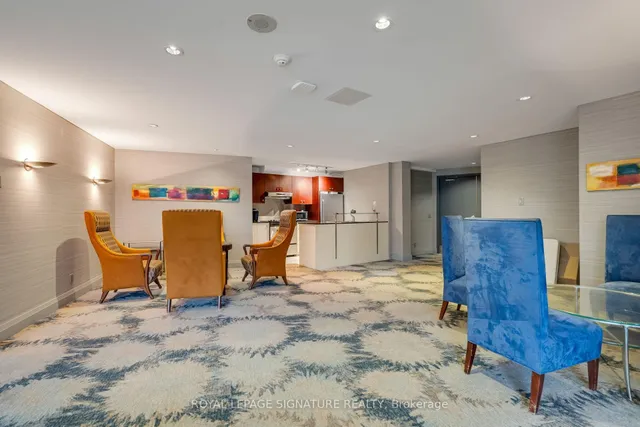 Additional property image - 3 McAlpine St Unit 411