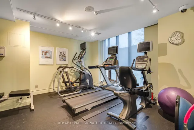 Additional property image - 3 McAlpine St Unit 411