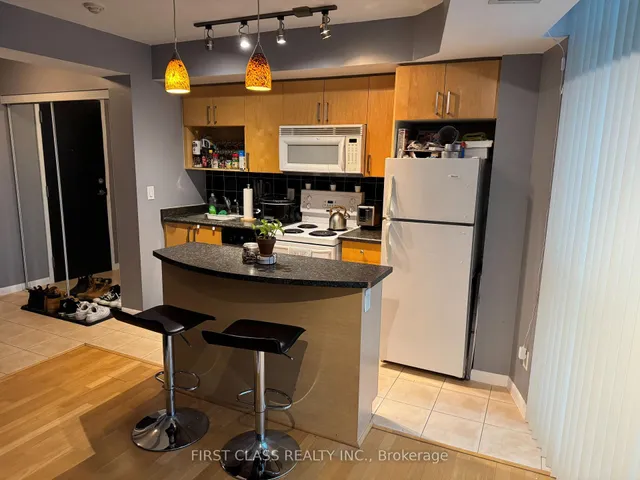 Additional property image - 18 Yonge St Unit 2204