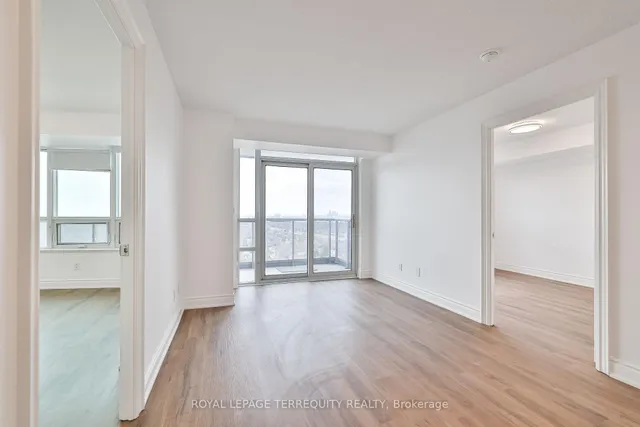 Additional property image - 15 Greenview Ave Unit 2411