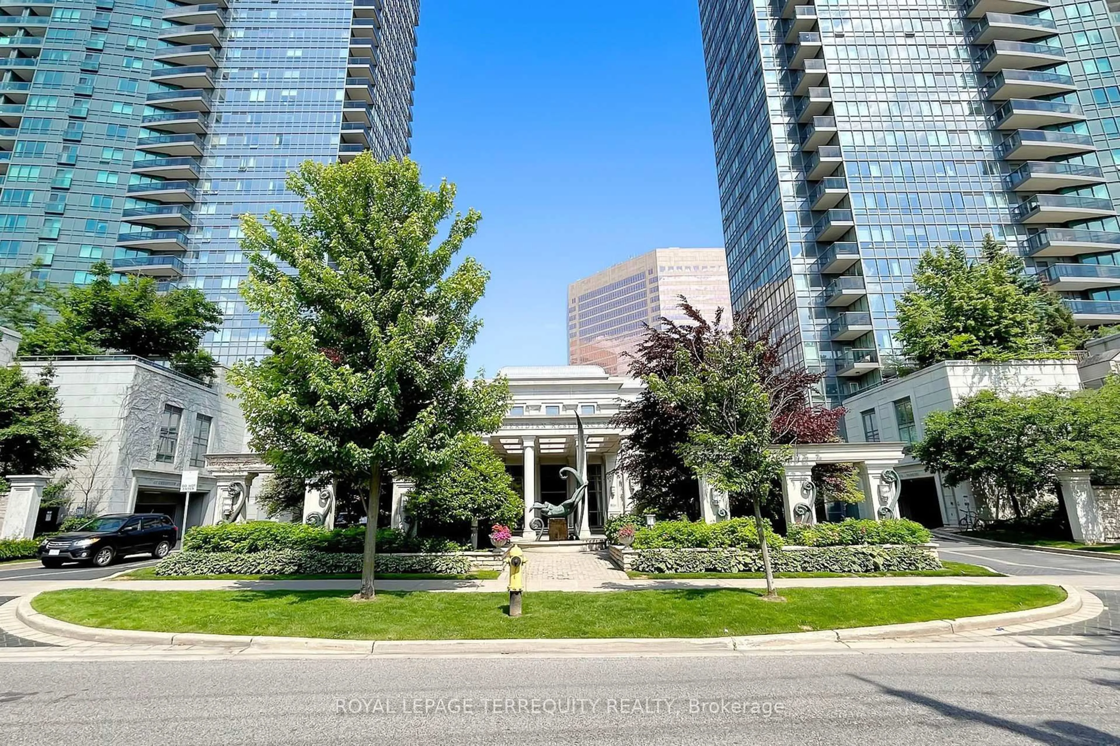 Unknown for 15 Greenview Ave #2411, Toronto Ontario M2M 4M7
