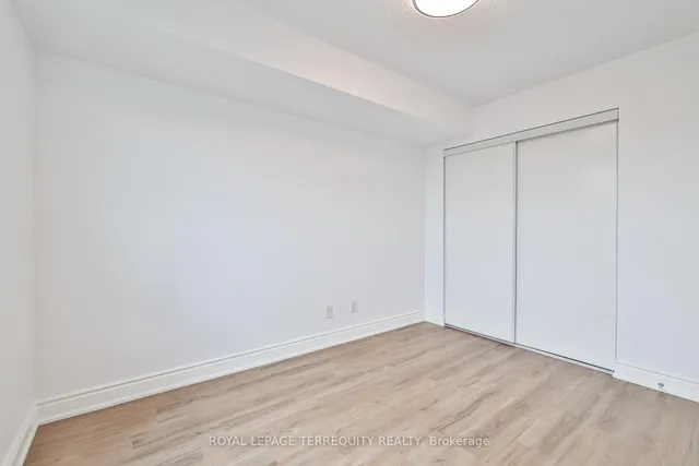 Additional property image - 15 Greenview Ave Unit 2411