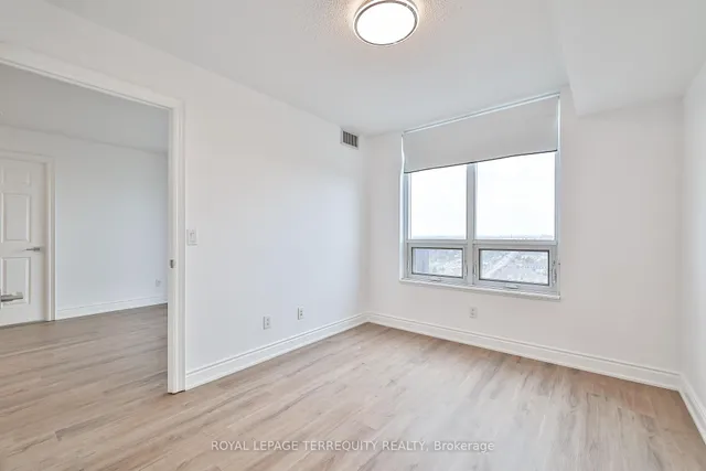 Additional property image - 15 Greenview Ave Unit 2411