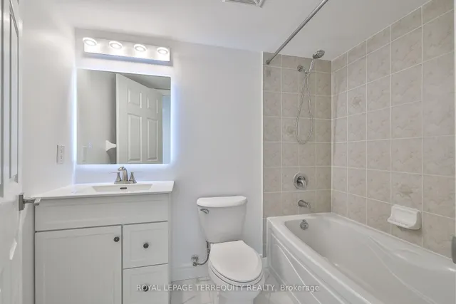 Additional property image - 15 Greenview Ave Unit 2411