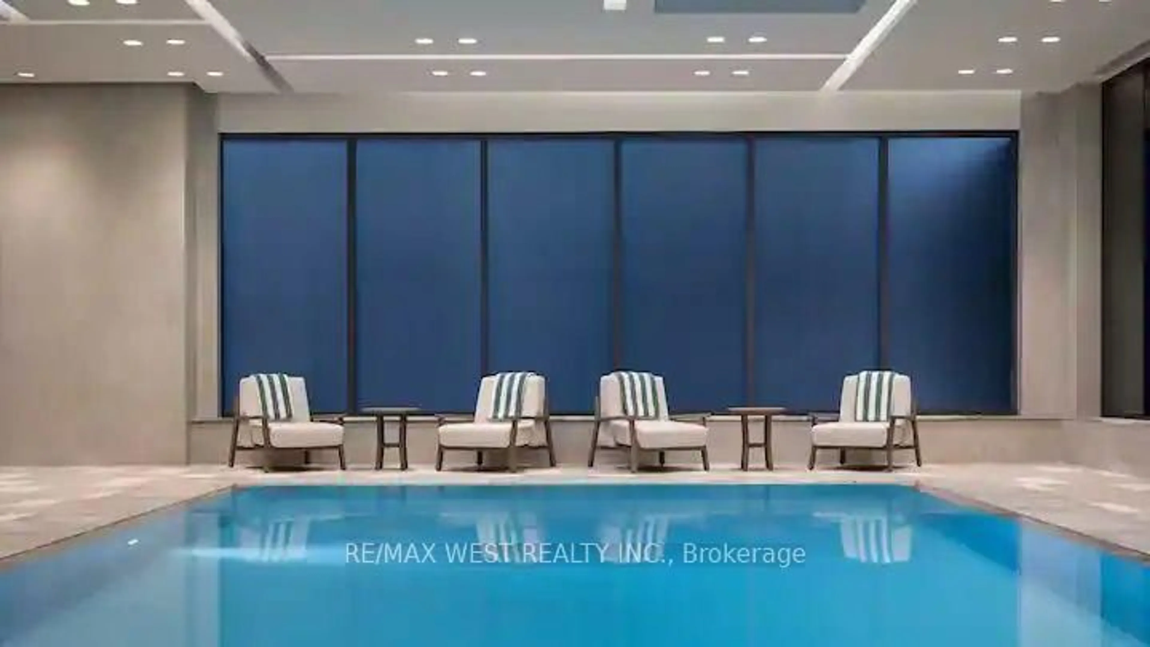 Pool for 395 Bloor St #5306, Toronto Ontario M4W 0B4