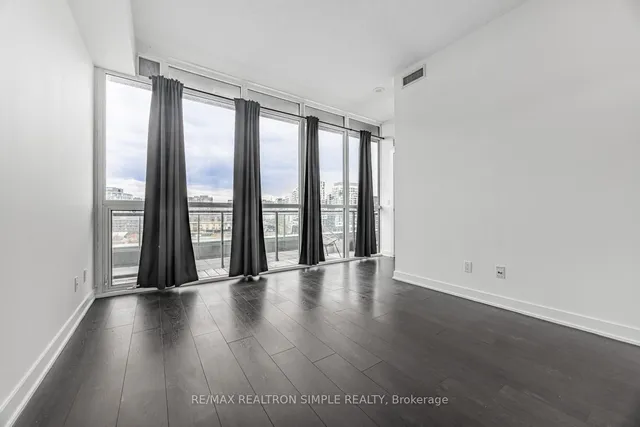 Additional property image - 169 Fort York Blvd Unit 926