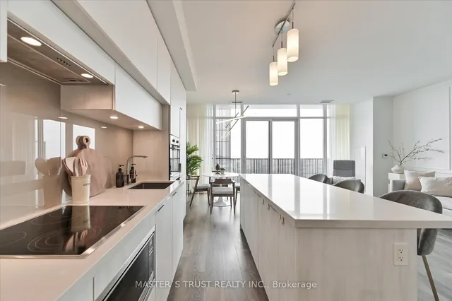 Additional property image - 8 Eglinton Ave Unit Ph 5801