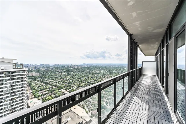 Additional property image - 8 Eglinton Ave Unit Ph 5801