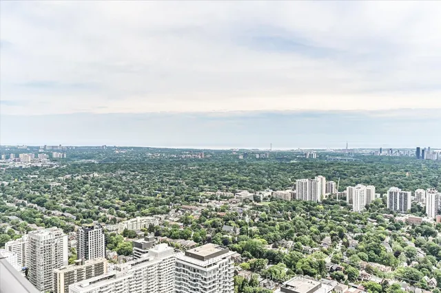 Additional property image - 8 Eglinton Ave Unit Ph 5801