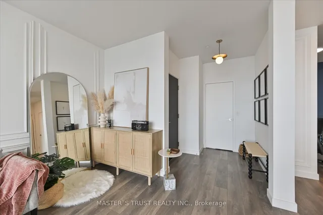 Additional property image - 8 Eglinton Ave Unit Ph 5801