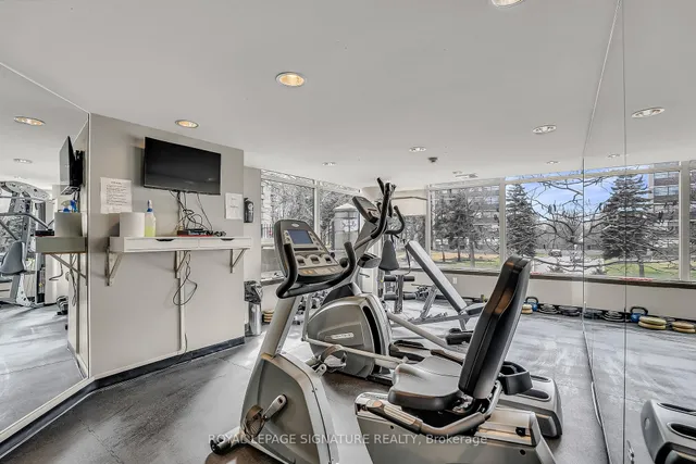 Additional property image - 18 Valley Woods Rd Unit PH305