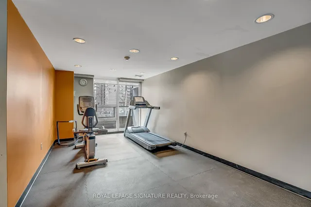 Additional property image - 18 Valley Woods Rd Unit PH305