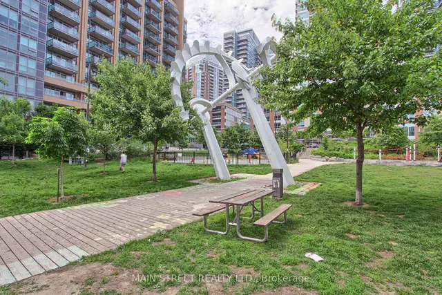Additional property image - 150 East Liberty St Unit 1213