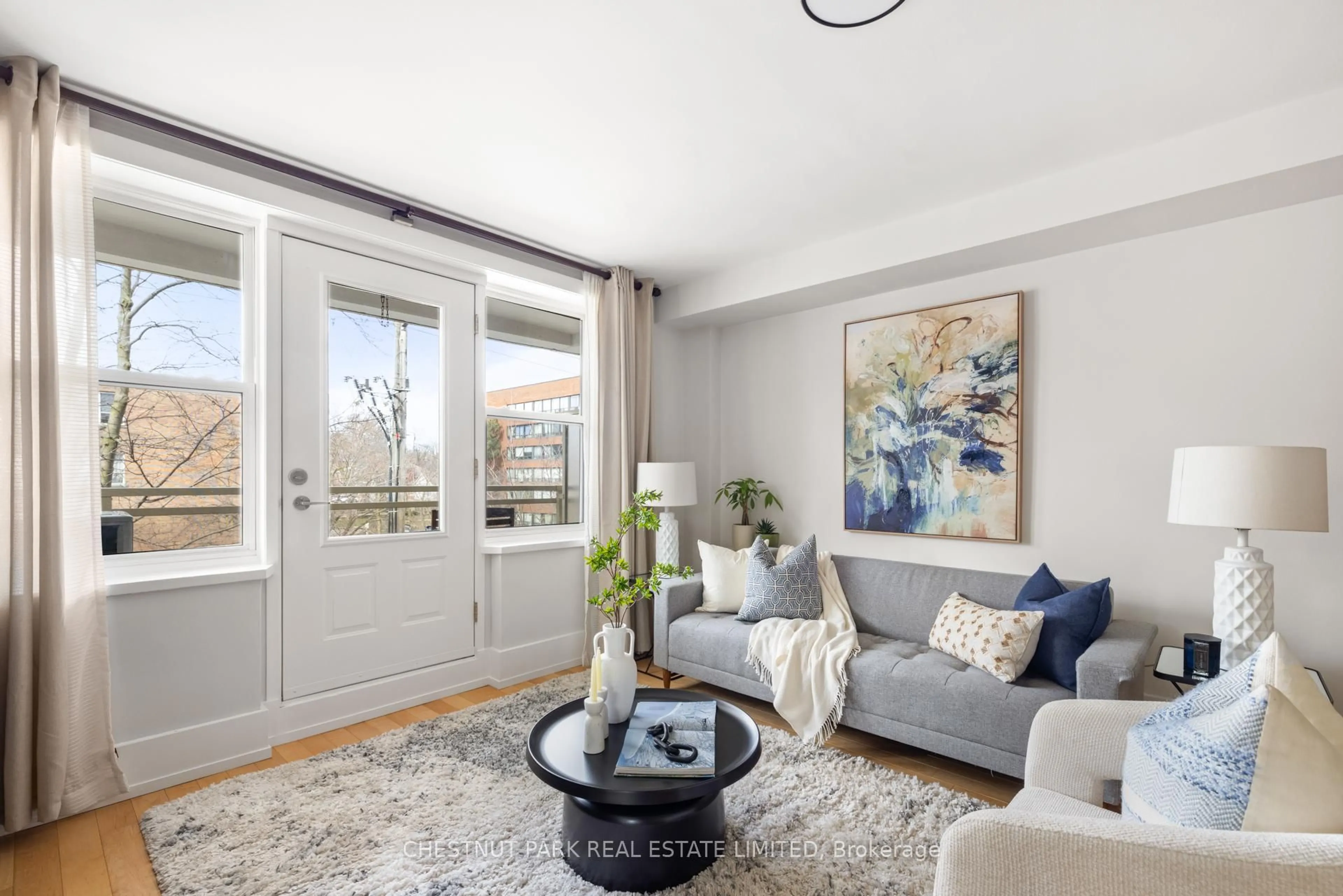 Living room with furniture, unknown for 2603 Bathurst St #503, Toronto Ontario M6B 2Z6