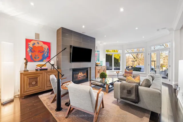 Additional property image - 215 Lonsmount Dr