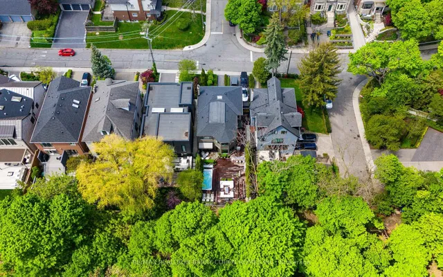 Additional property image - 215 Lonsmount Dr