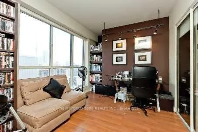 Additional property image - 633 Bay St Unit Ph09