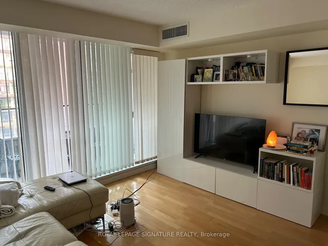 Additional property image - 111 Elizabeth St Unit 915