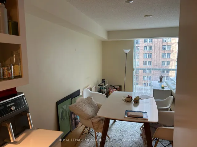 Additional property image - 111 Elizabeth St Unit 915
