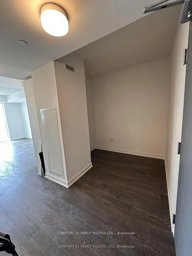 Additional property image - 50 O'Neill Rd Unit 2803