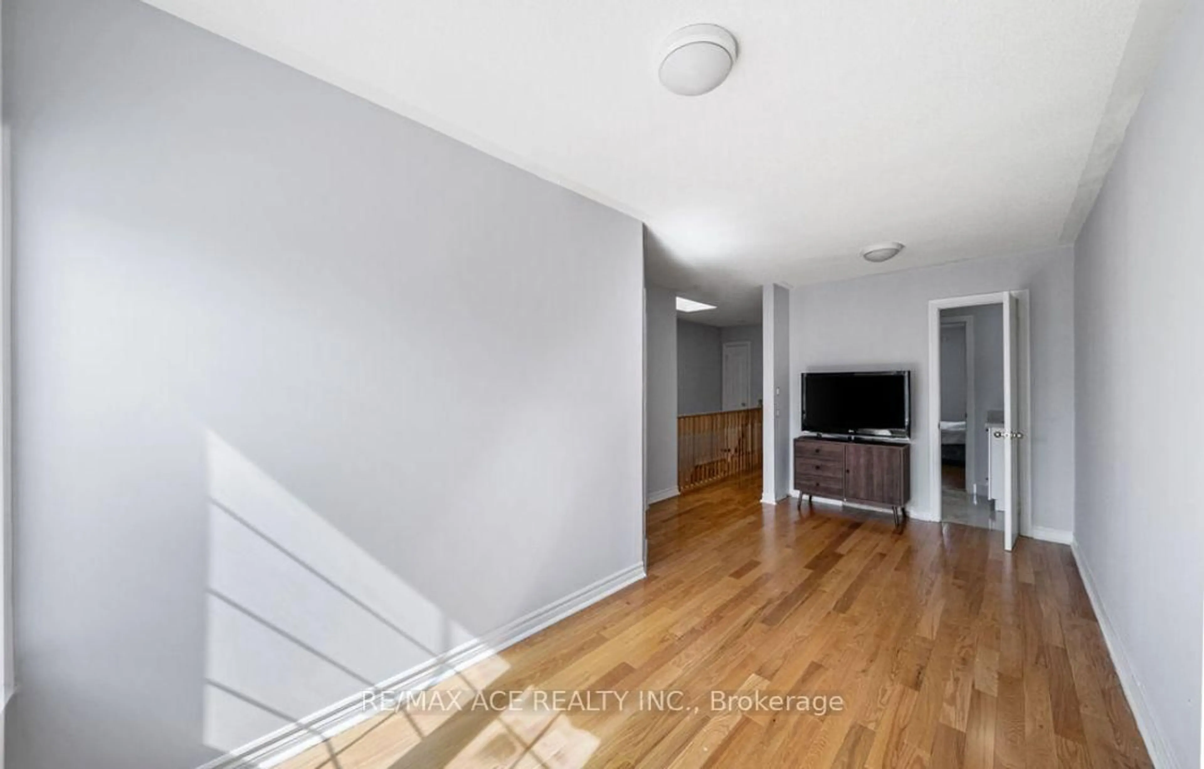 A pic of a room for 5 Rodeo Crt, Toronto Ontario M2M 4M3