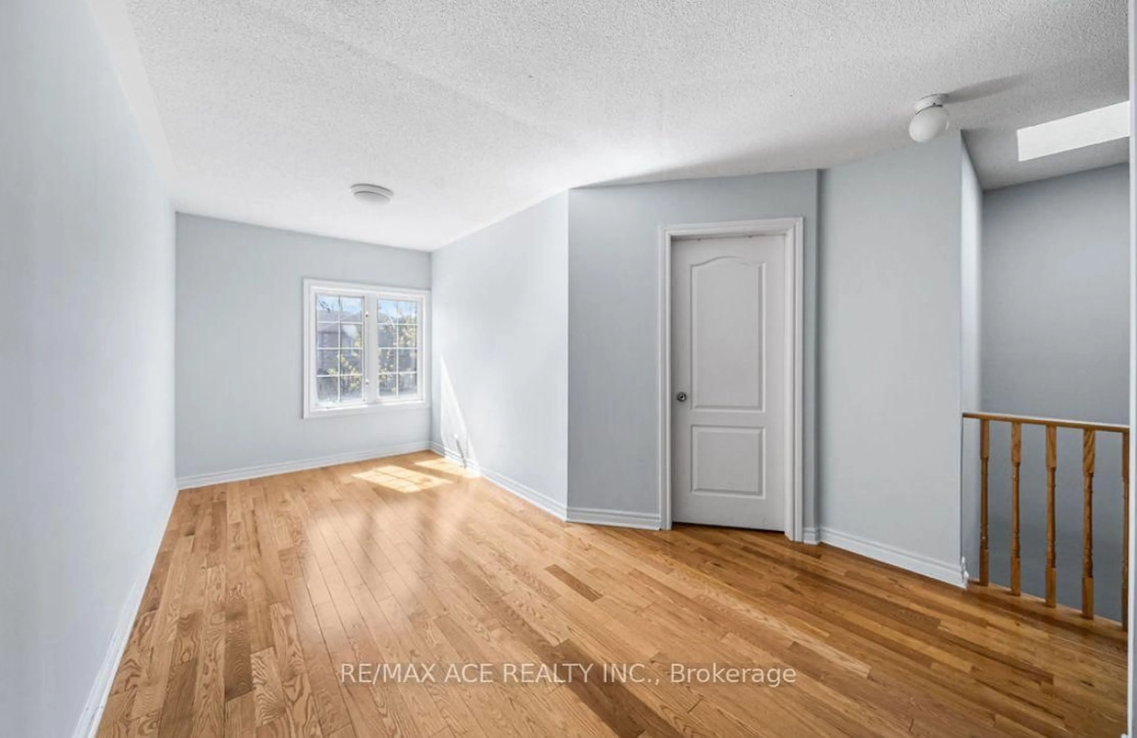 A pic of a room for 5 Rodeo Crt, Toronto Ontario M2M 4M3