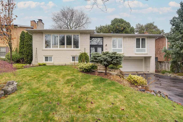 Additional property image - 60 Foursome Cres