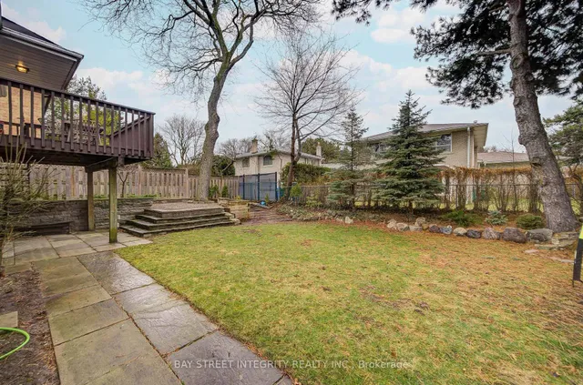 Additional property image - 60 Foursome Cres