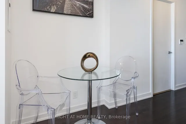Primary image of 12 York St Unit 4906