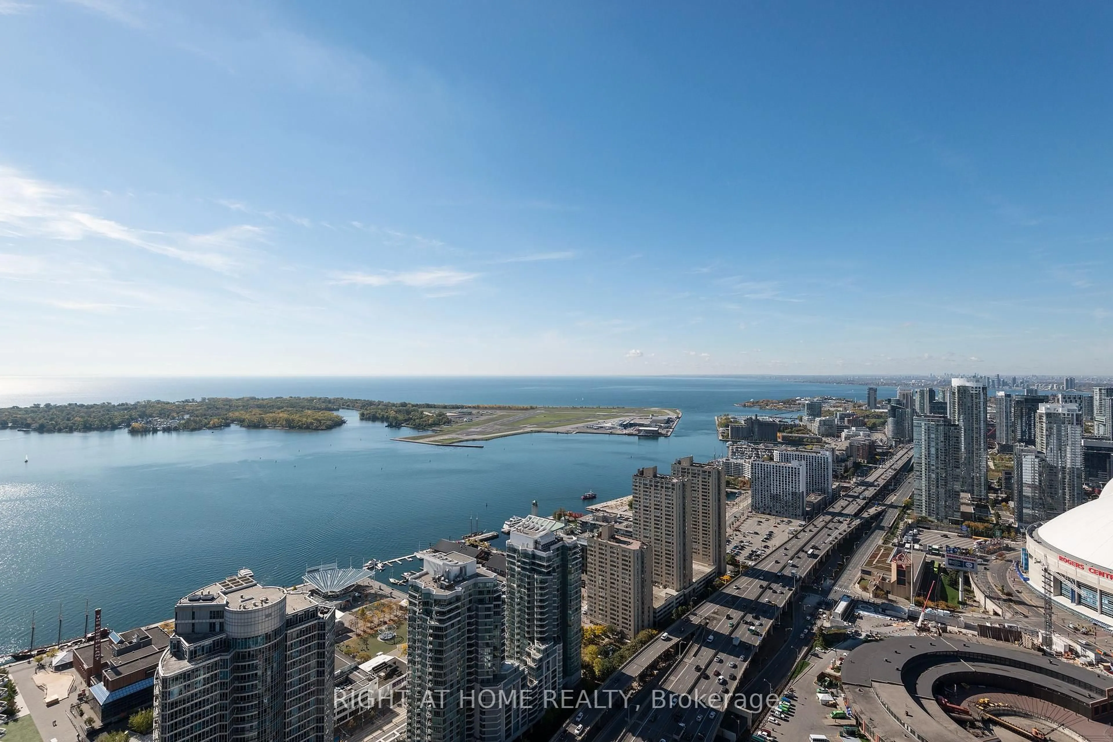 A pic from outside/outdoor area/front of a property/back of a property/a pic from drone, water/lake/river/ocean view for 12 York St #4906, Toronto Ontario M5J 2Z2